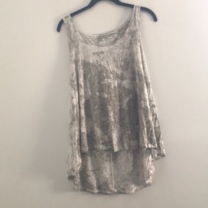 Grey/white tank top